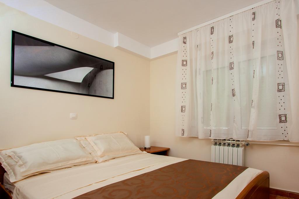 Apartments Šebelja Pula Kamer foto